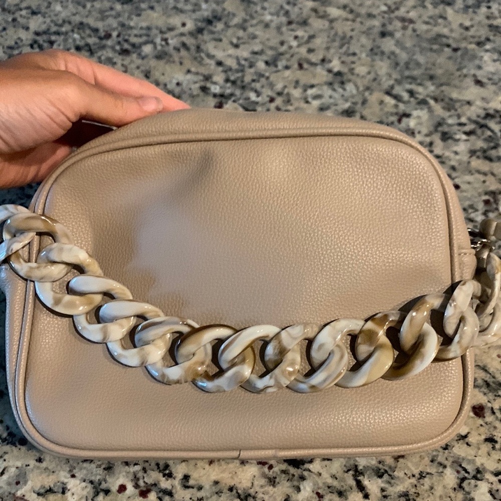 princess polly taupe tortoise chain crossbody